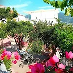 Duka's Gardenhouse Casa vacanze *
