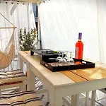 Duka's Gardenhouse