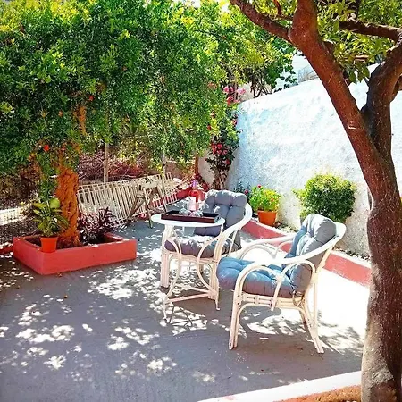 Duka's Gardenhouse * Skopelos