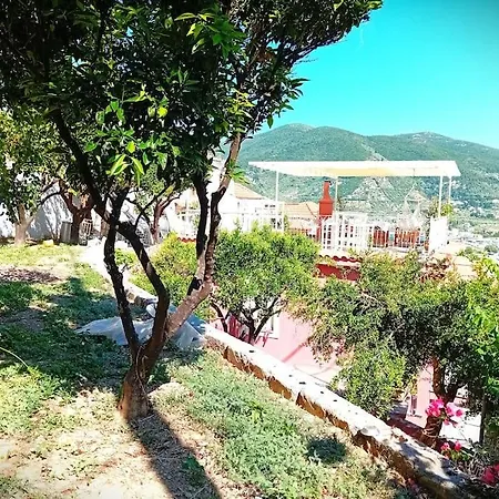 Duka's Gardenhouse Hébergement de vacances *